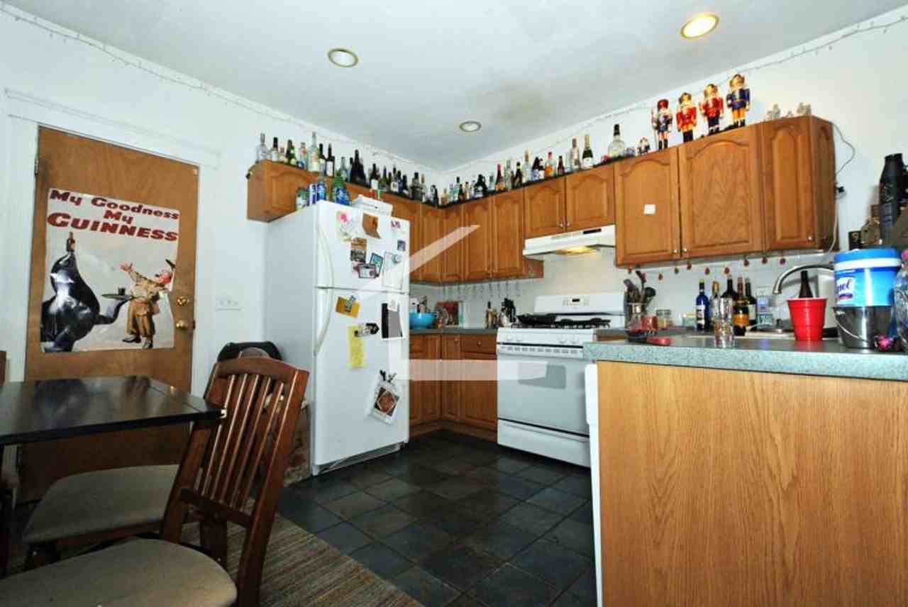 53 Gardner Street - Photo 4 of 14