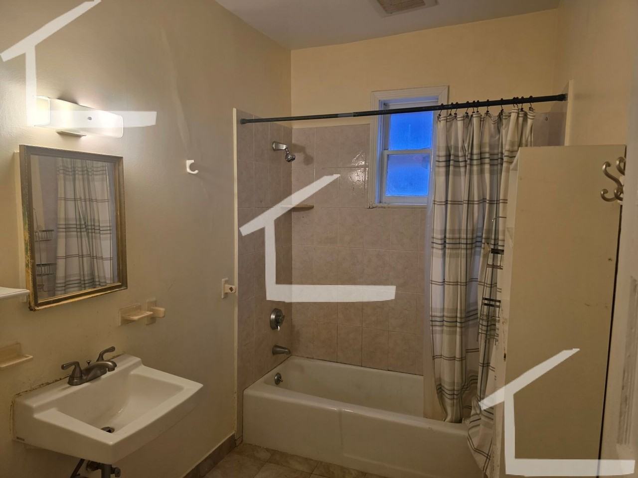 344 Faneuil Street - Photo 5 of 13