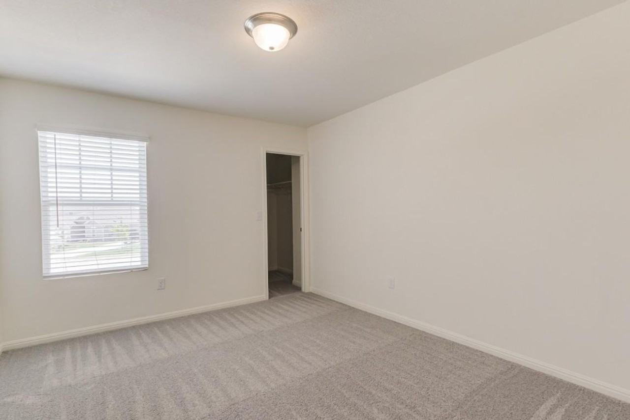 17804 Altesino Cove - Photo 7 of 23