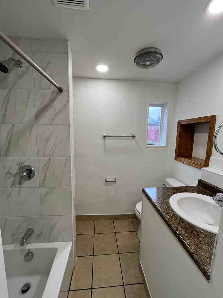 310 North Avenue - Photo 3 of 4