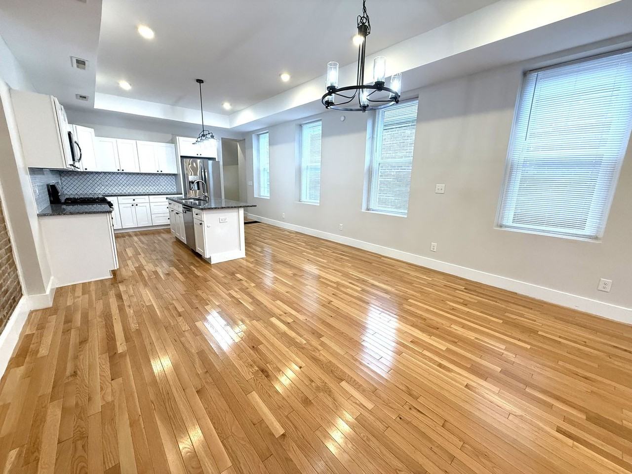 1435 Mellwood Ave - Photo 5 of 22