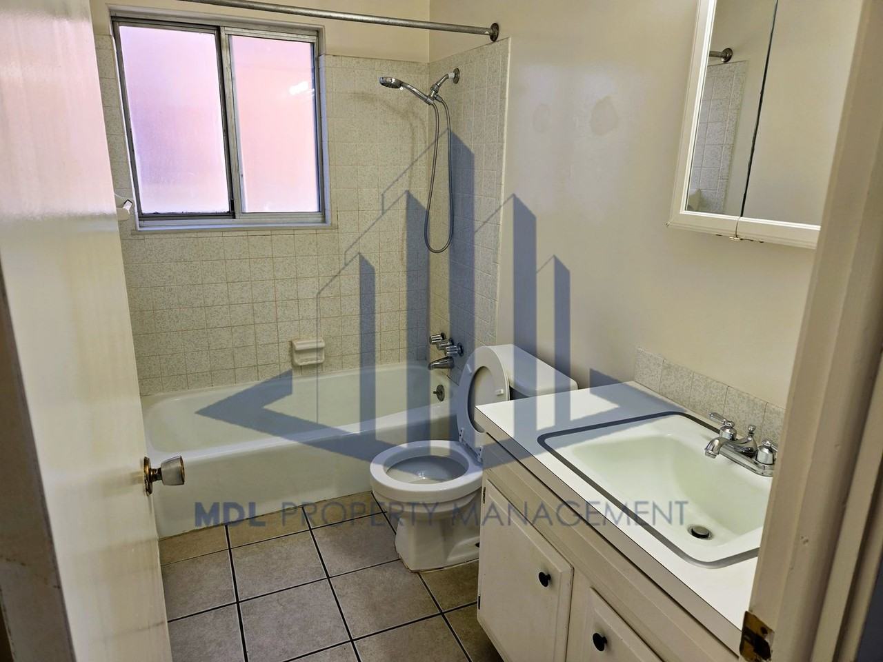 2207 Weiss Street - Photo 5 of 9