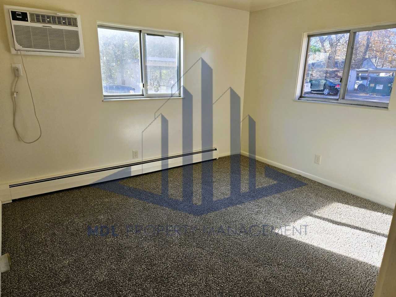 2207 Weiss Street - Photo 6 of 9