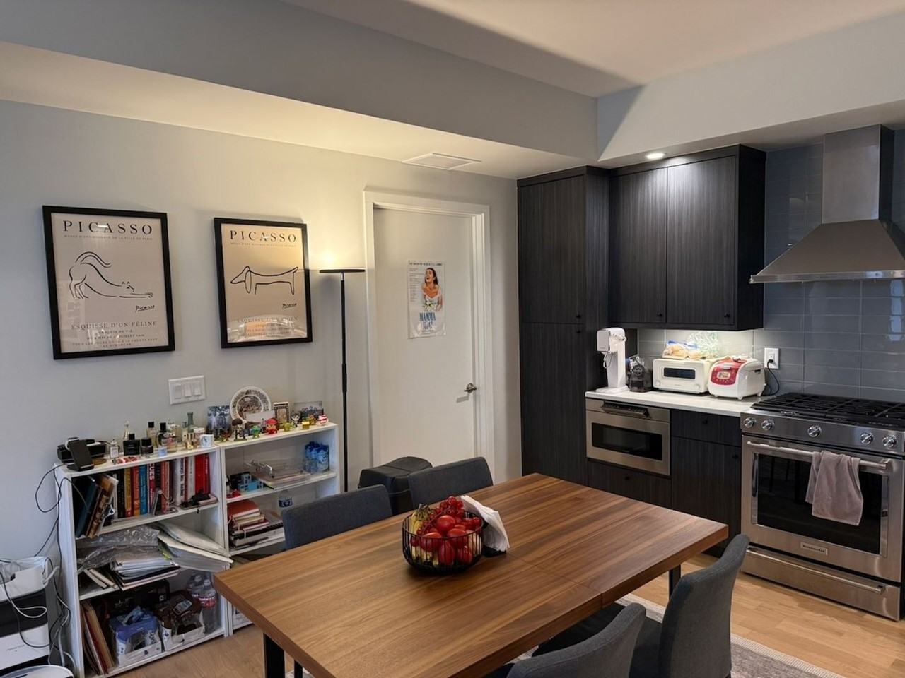 2718 Pine Street - Photo 3 of 23