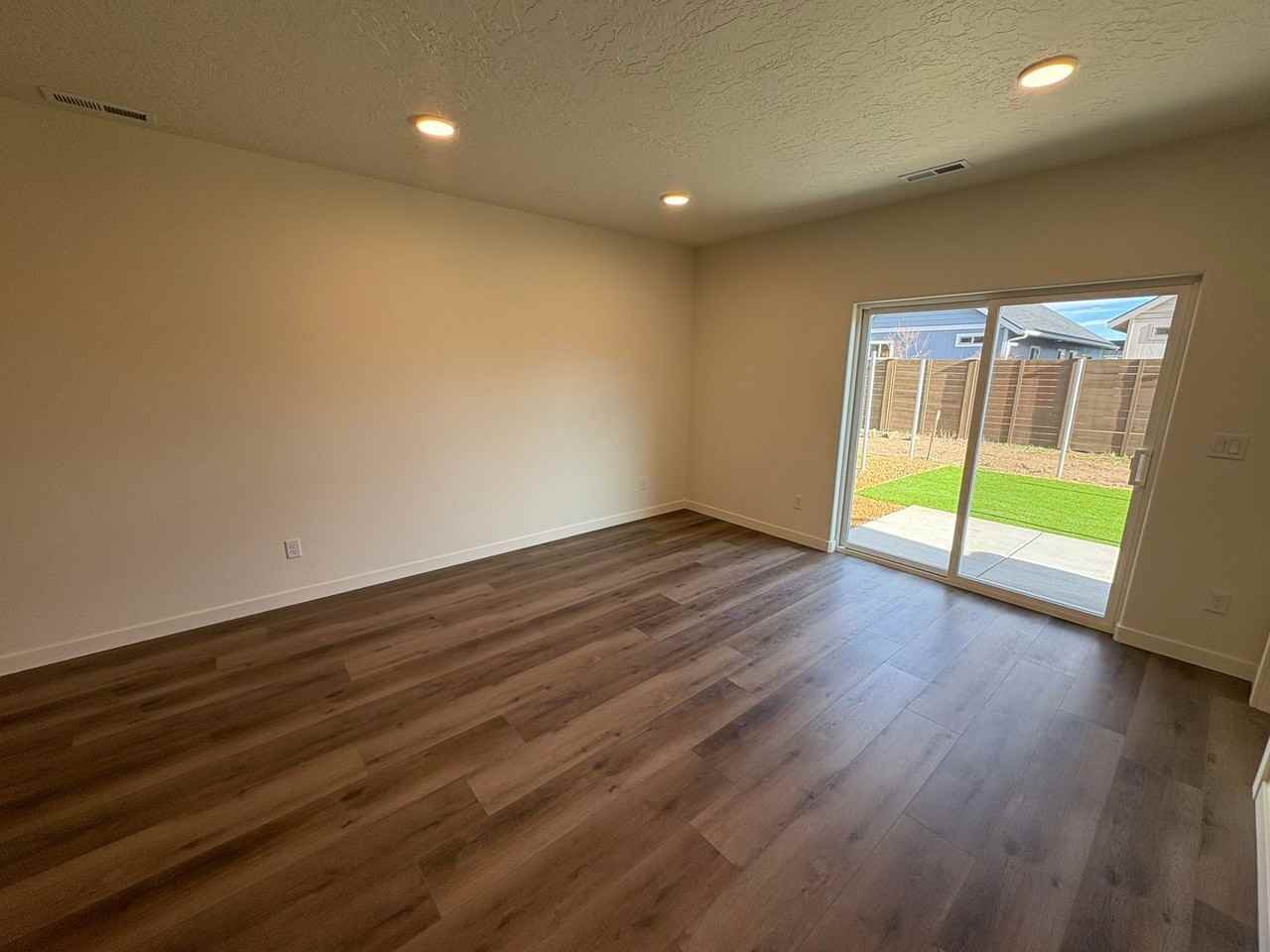 61400 Franke Ln - Photo 4 of 26