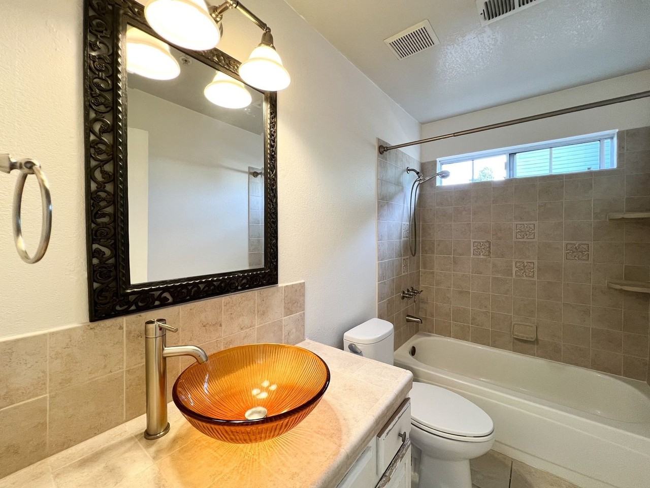 37 Sage Way - Photo 7 of 32