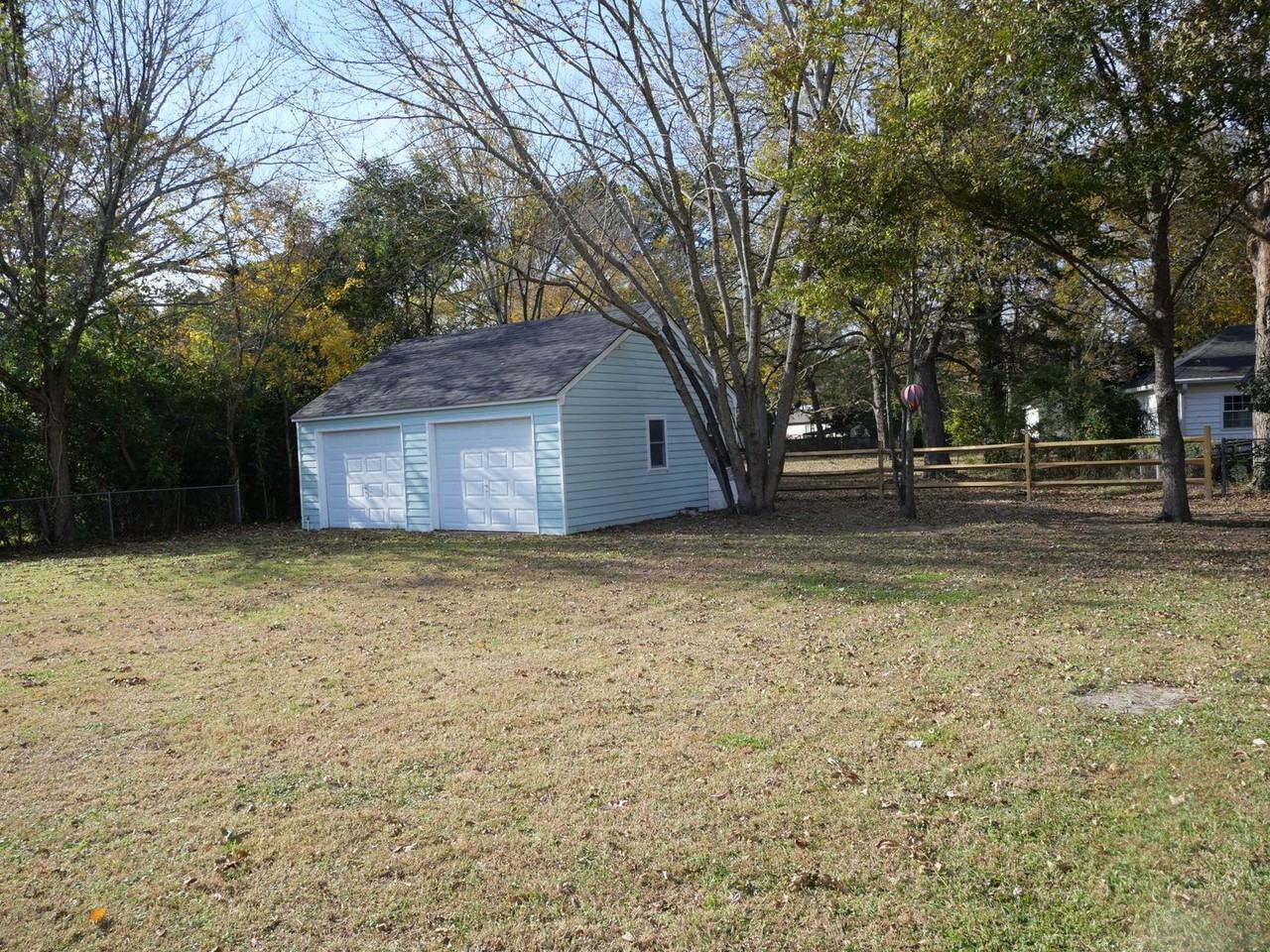 8 Terrace Drive - Photo 3 of 26