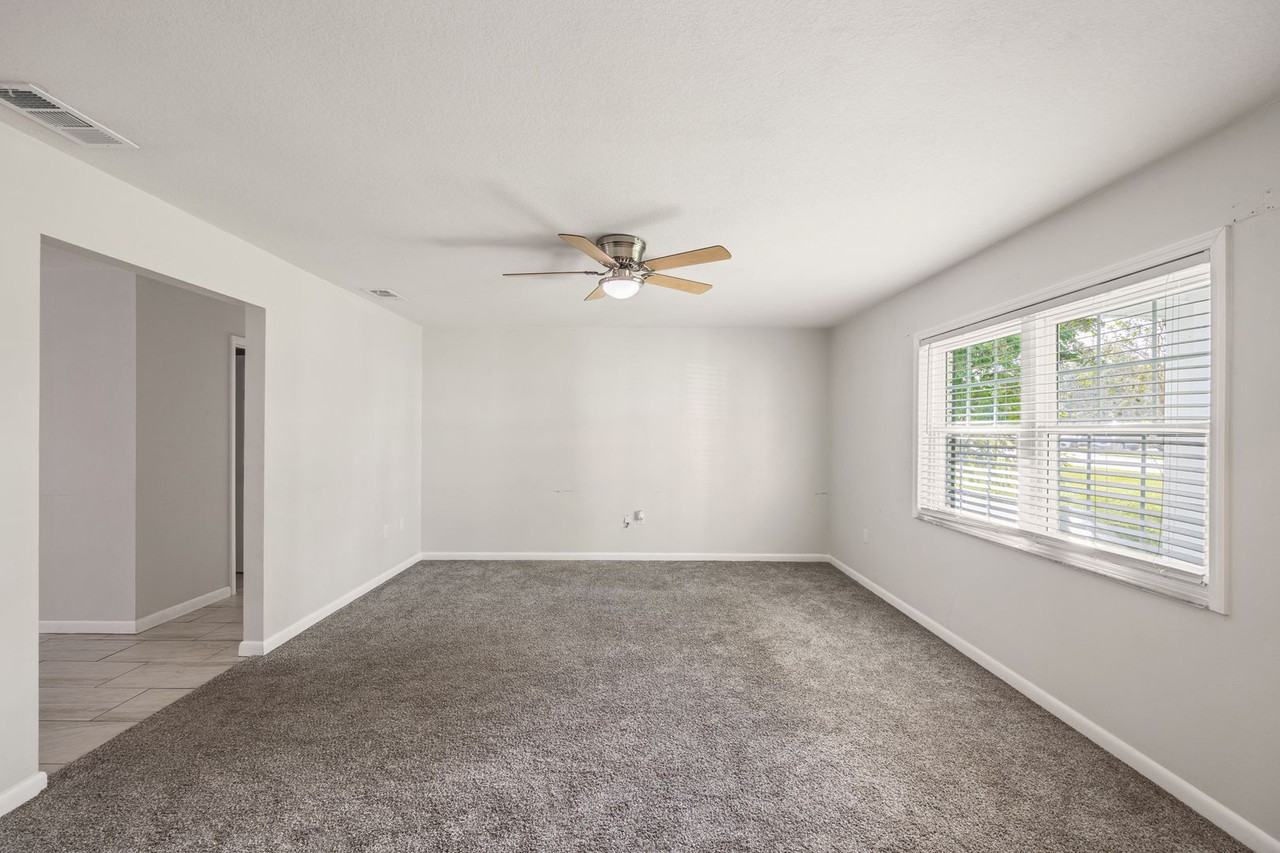 934 Point View Ln - Photo 3 of 31