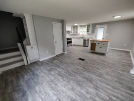 featured image of 1466 Parkview Dr