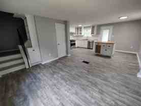 1466 Parkview Dr - Photo 1 of 1