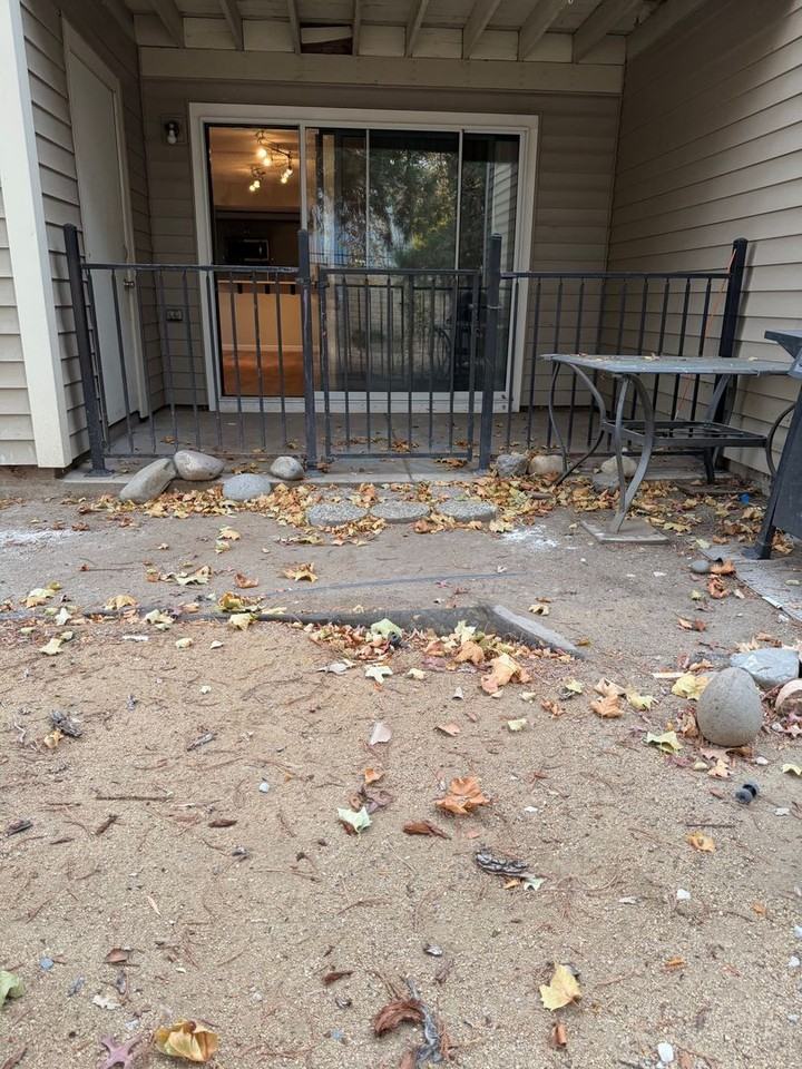 2315 Roundhouse Rd - Photo 7 of 15