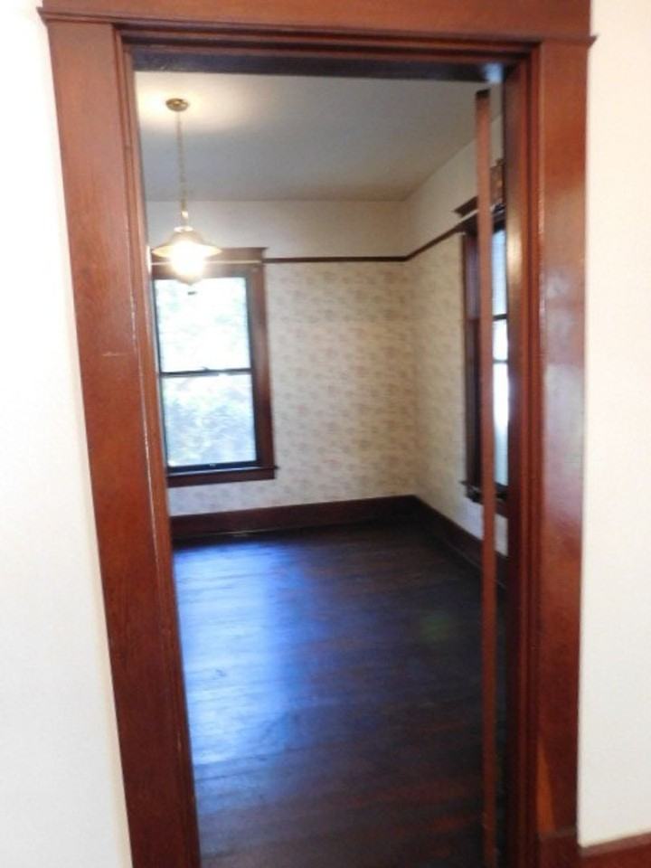 940 17th St Ne - Photo 7 of 17