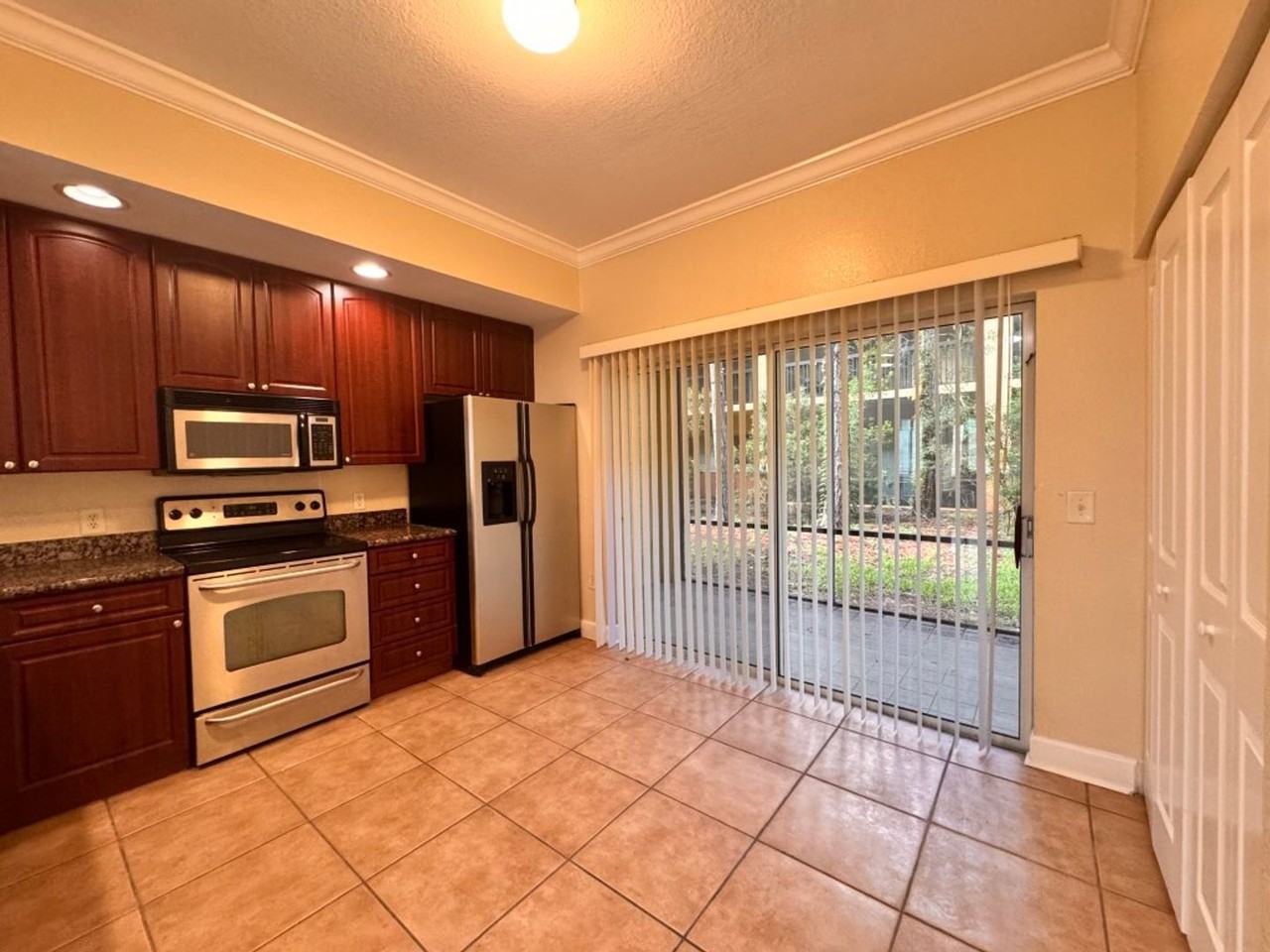 9745 Touchton Rd #302 - Photo 7 of 19