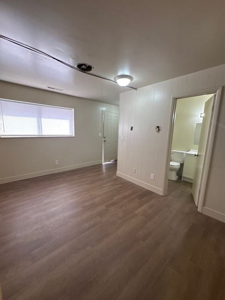 8 Roosevelt Circle - Photo 6 of 6