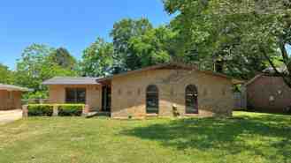 418 Stroll Drive - Photo 1 of 1