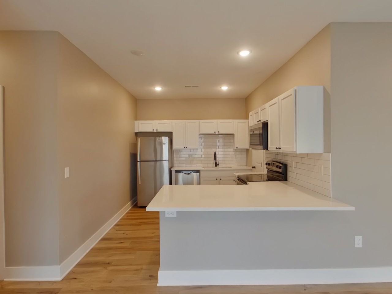 6814 W White Pine St - Photo 5 of 18