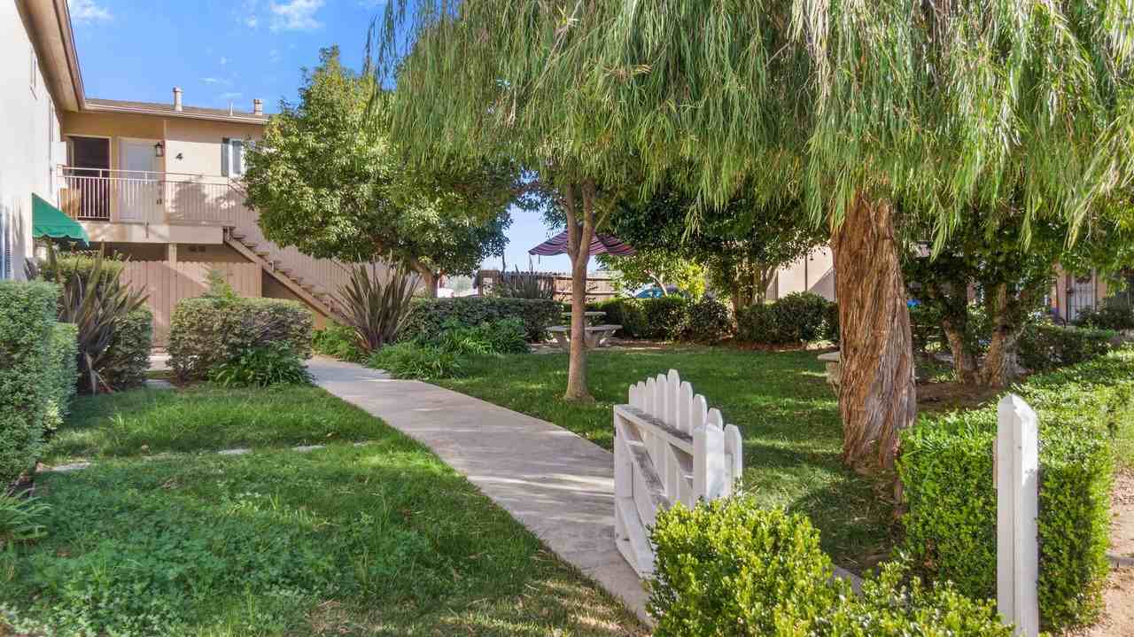 2884 La Salle Avenue - Photo 3 of 50