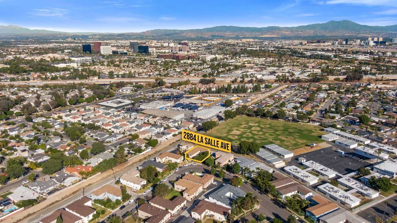 2884 La Salle Avenue - Photo 4 of 50