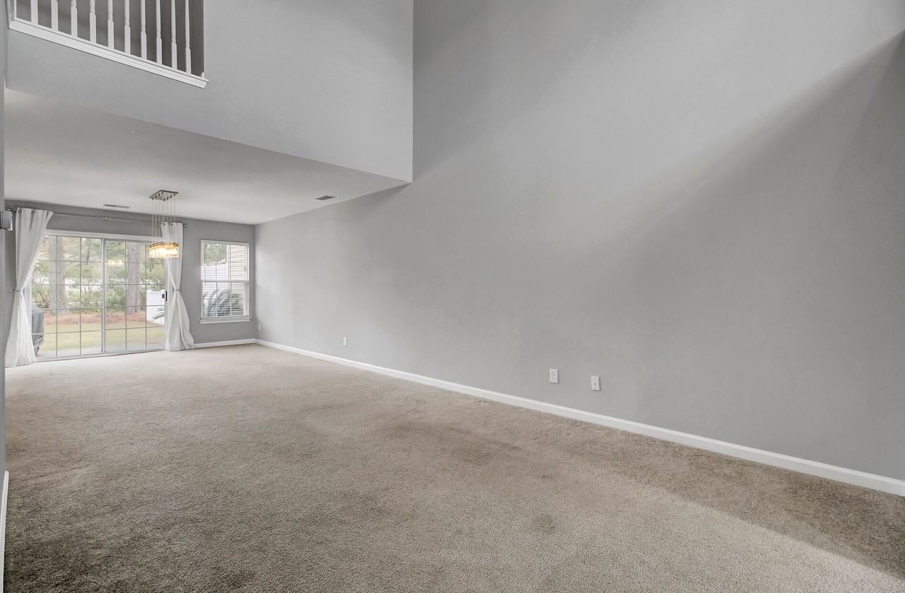 9160 Maple Grove Dr - Photo 4 of 41