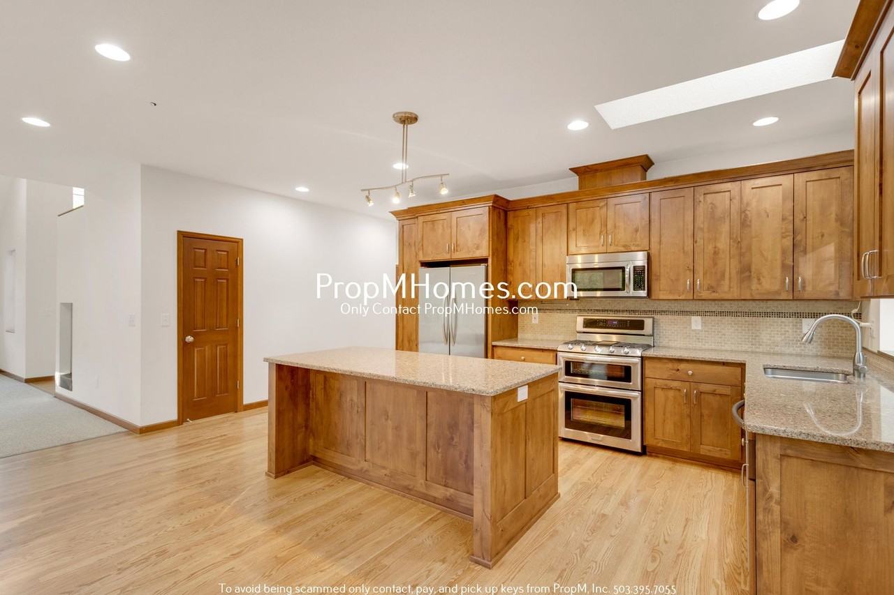 6980 6980 SW Canby Street - NEW PROPERTY - Photo 6 of 33