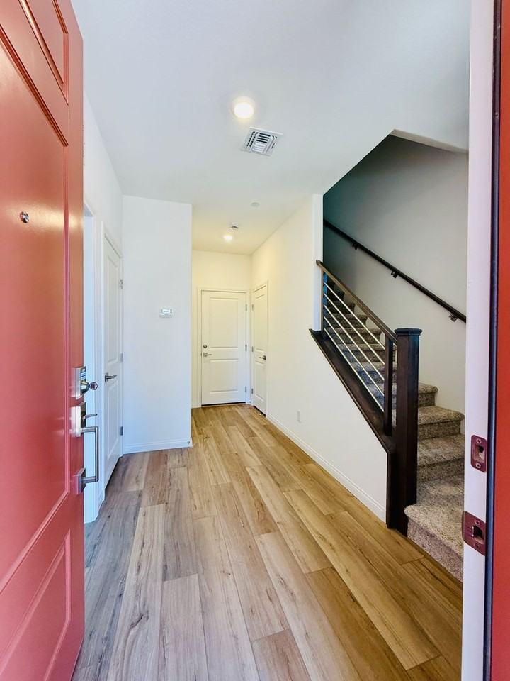 1544 Little Penguin St - Photo 2 of 42