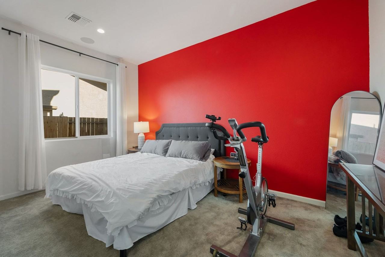 15019 Copper Sunrise Dr - Photo 2 of 31