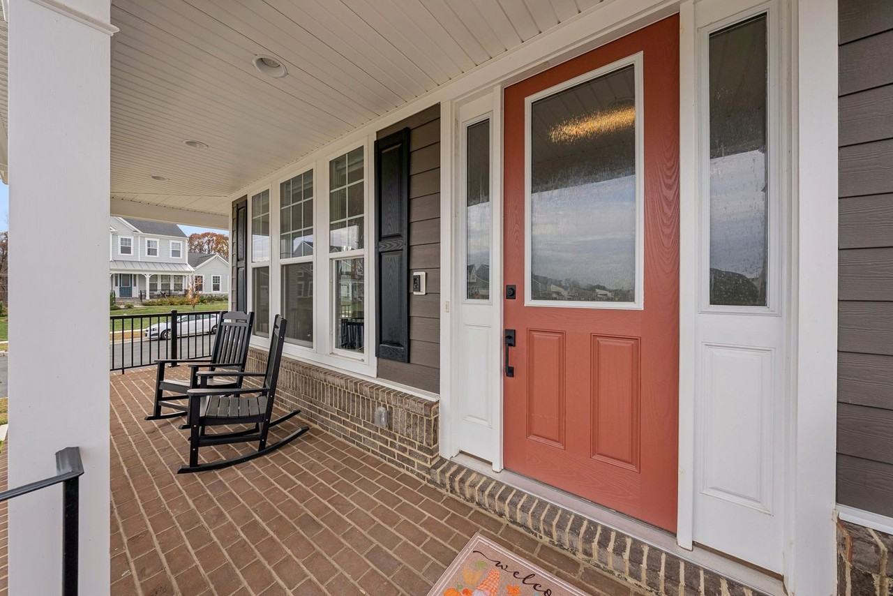 101 Milvian Way - Photo 3 of 50