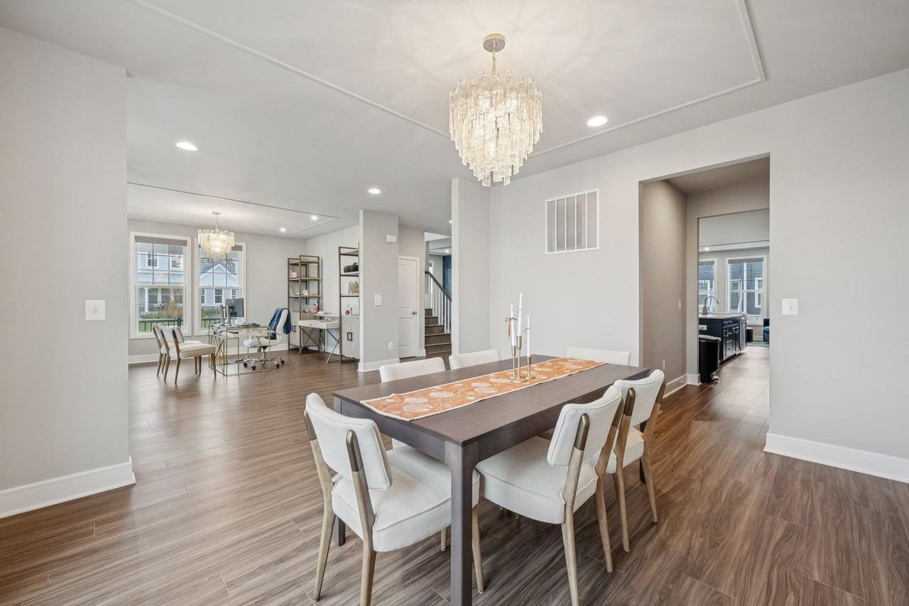 101 Milvian Way - Photo 6 of 50