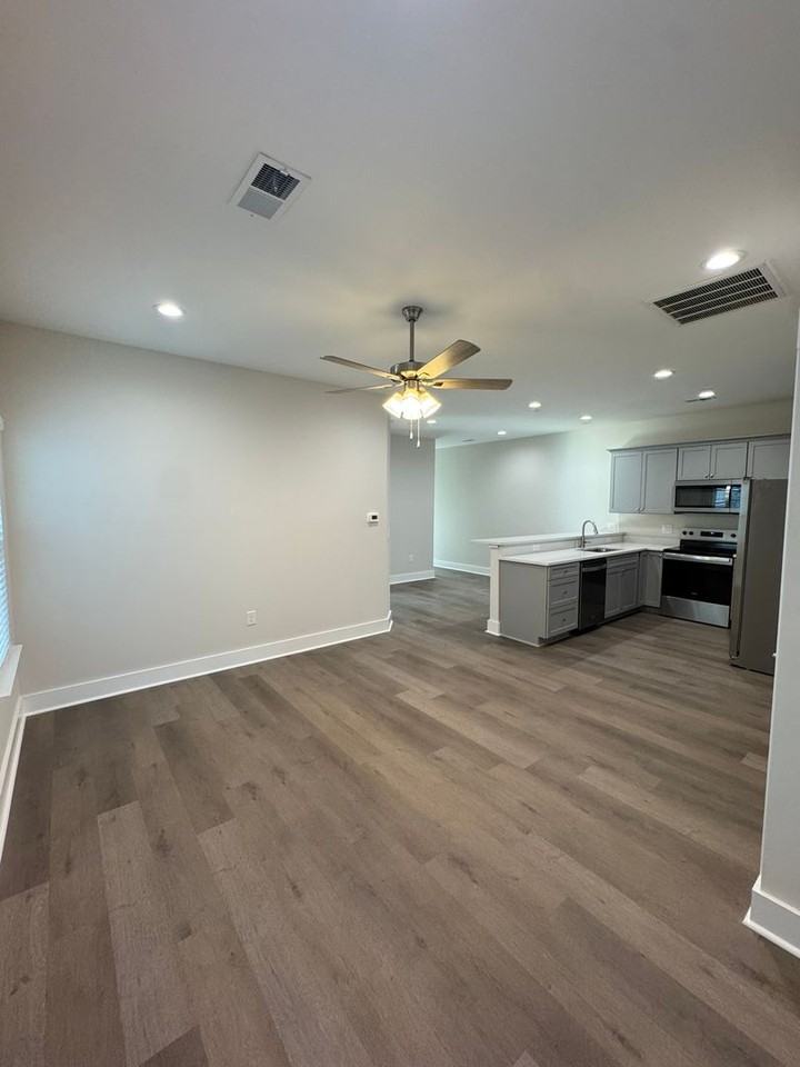 113 Brawley Villas Pl - Photo 4 of 19