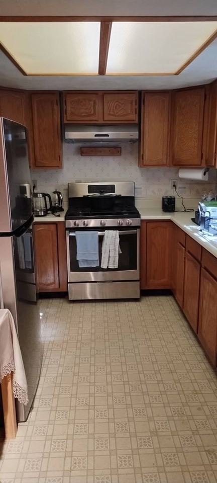 1521 Lassen Way - Photo 2 of 12