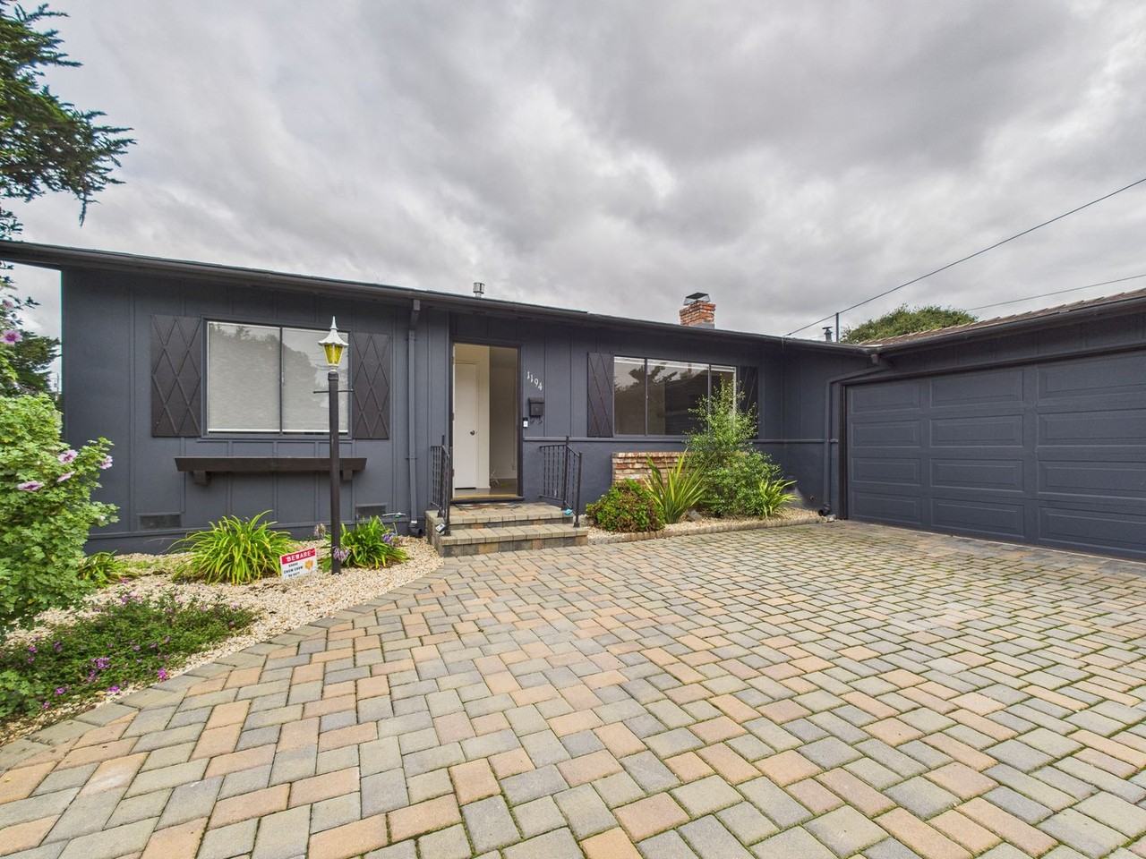 1194 Prospect Street - Photo 2 of 18