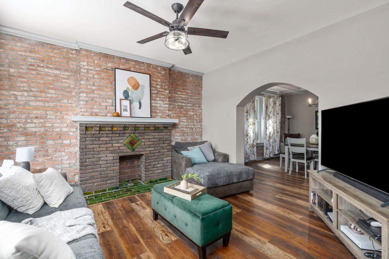 5918 Southwest Ave - Photo 6 of 40