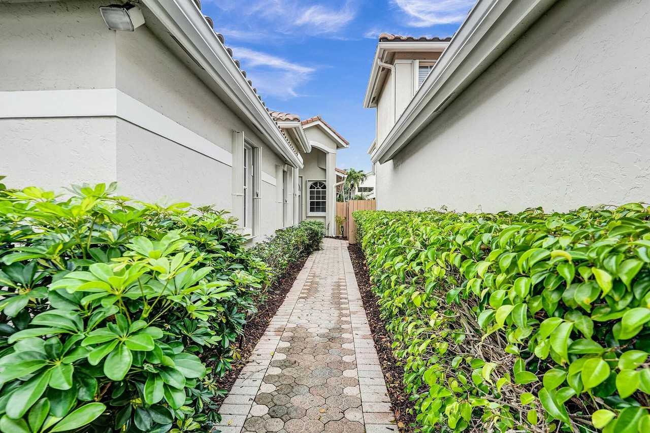 6675 Northwest 25th Way - Photo 3 of 50