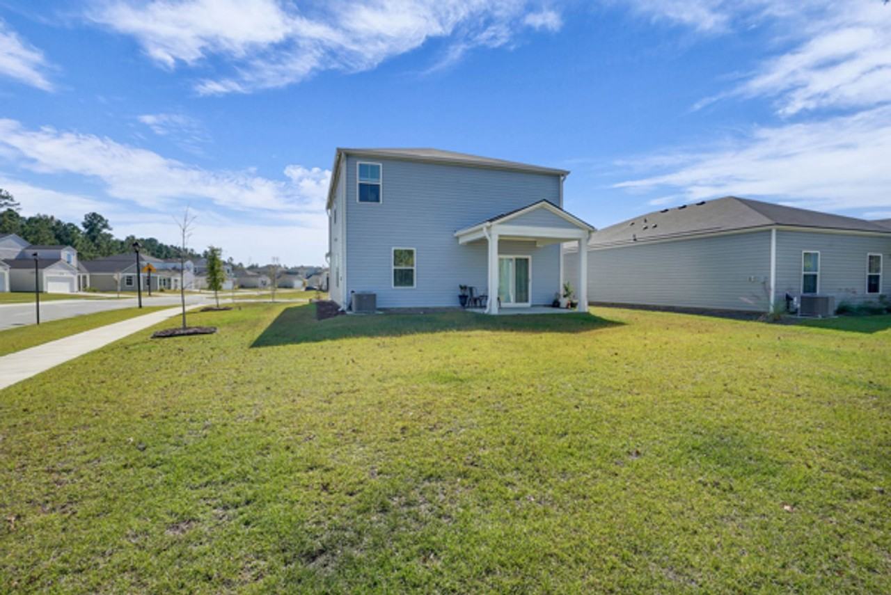 100 Amethyst Dr - Photo 2 of 18