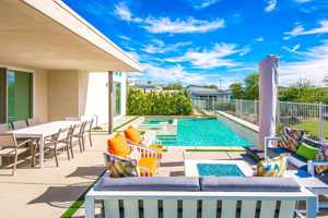 featured image of 77467 Huntley Dr