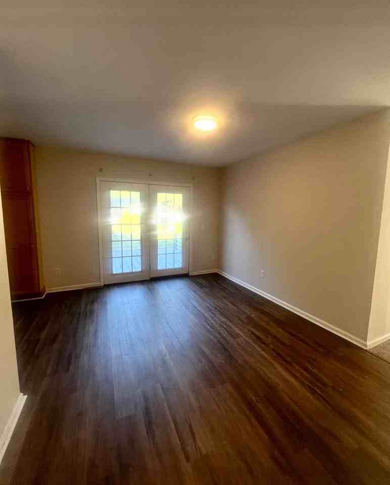 4945 Ilex Dr - Photo 7 of 28