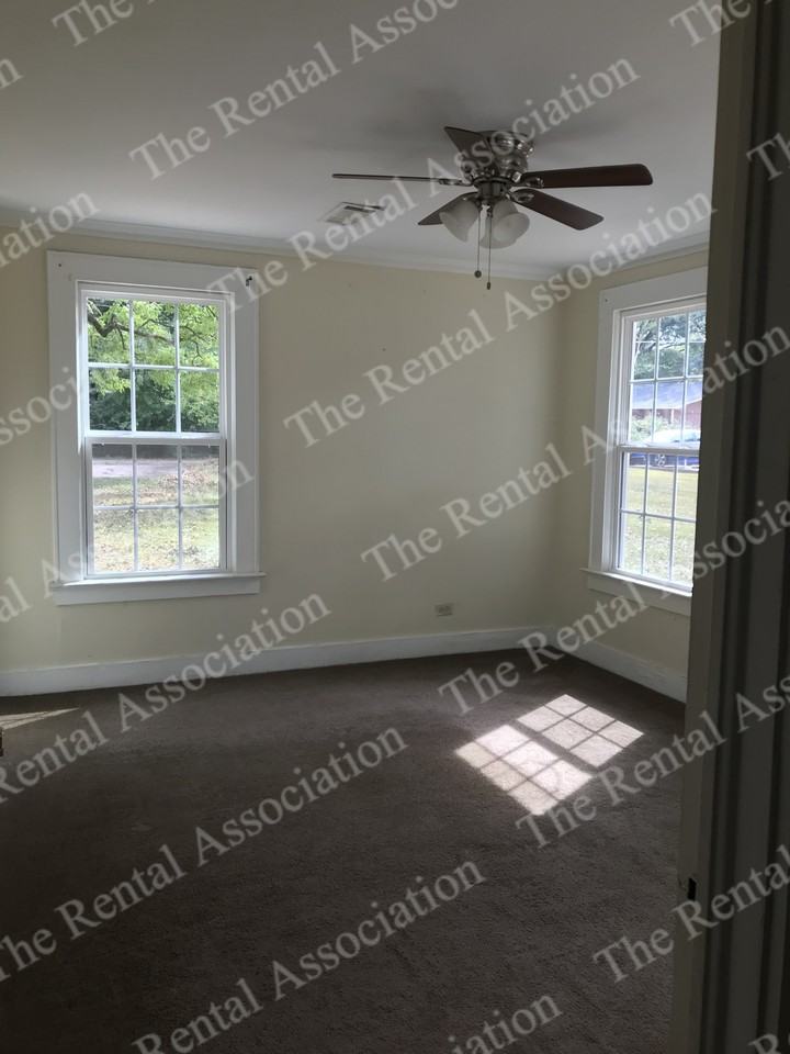 1202 M - Photo 4 of 10