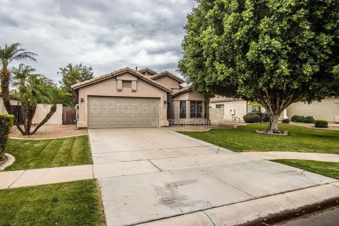 1944 W Canyon Way - Photo 3 of 27