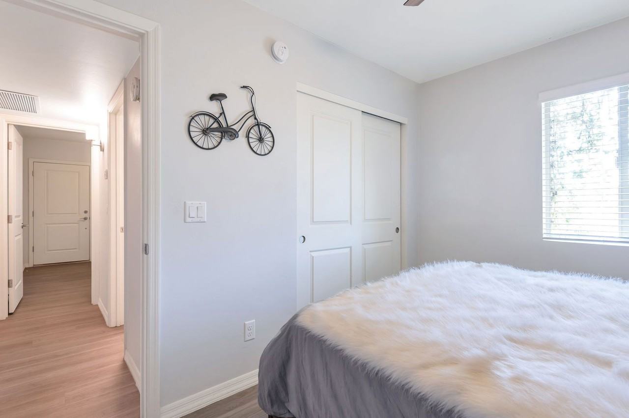 838 East 9th Street #28 - Photo 6 of 41