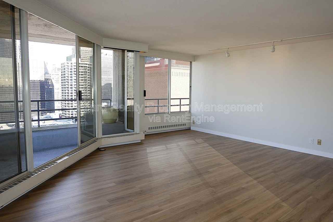 2125 1st Ave #1802 - Photo 6 of 32