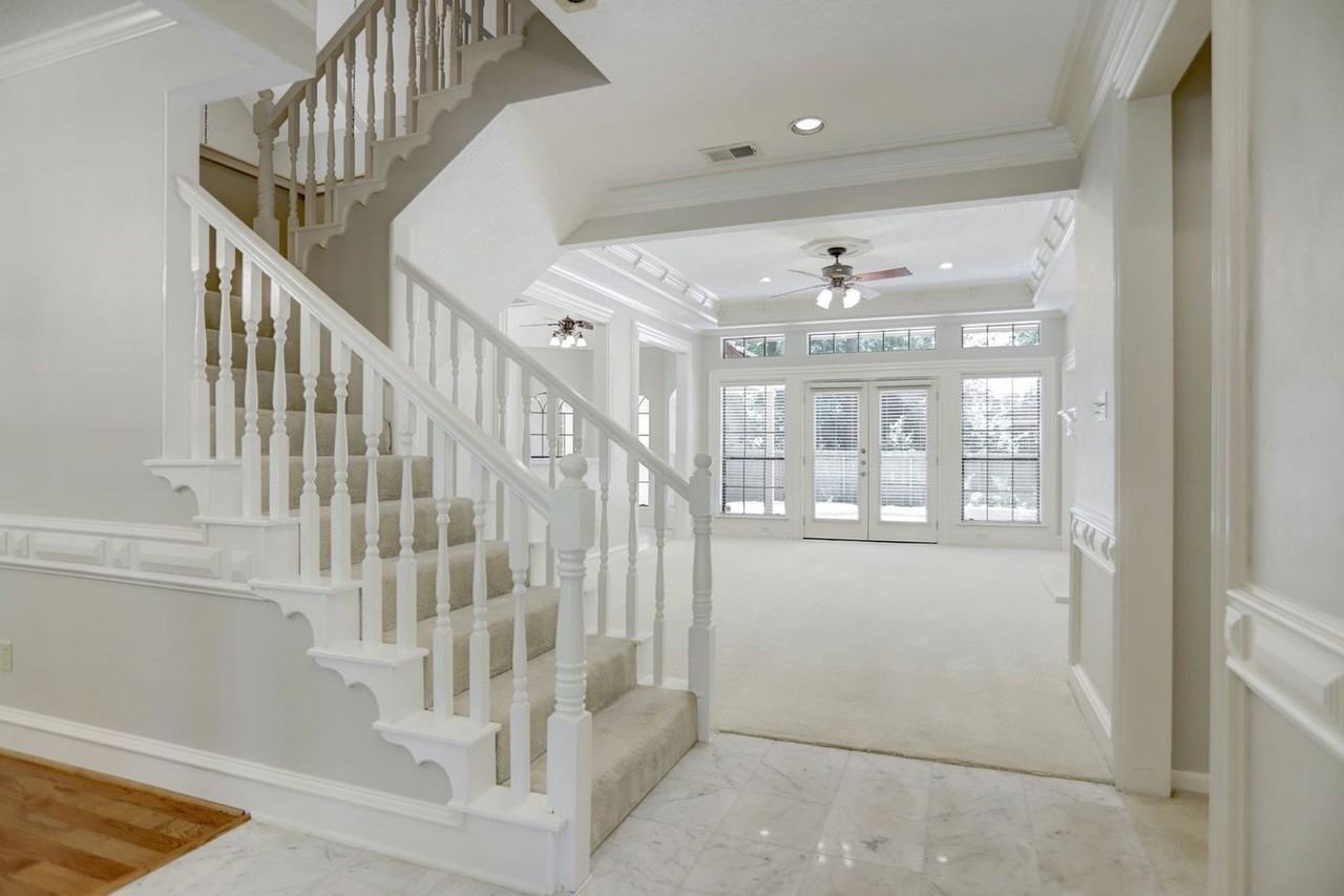 127 Rush Haven Drive - Photo 7 of 17