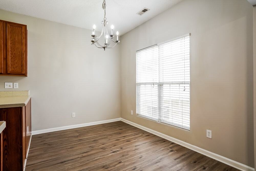 4449 Snowcrest Ln - Photo 6 of 17