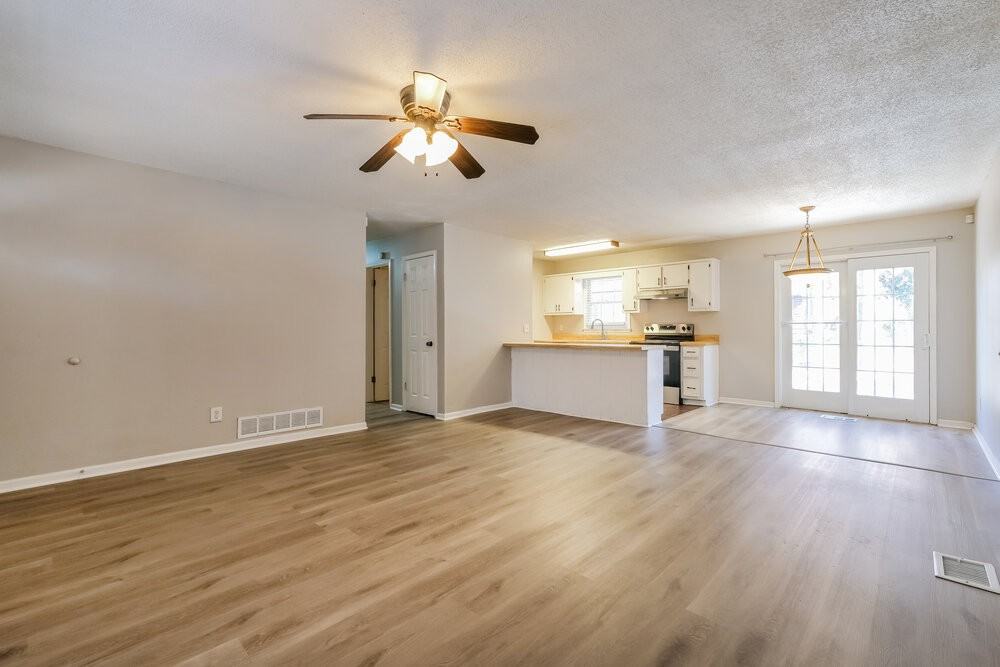 2915 Winchester Dr - Photo 6 of 16