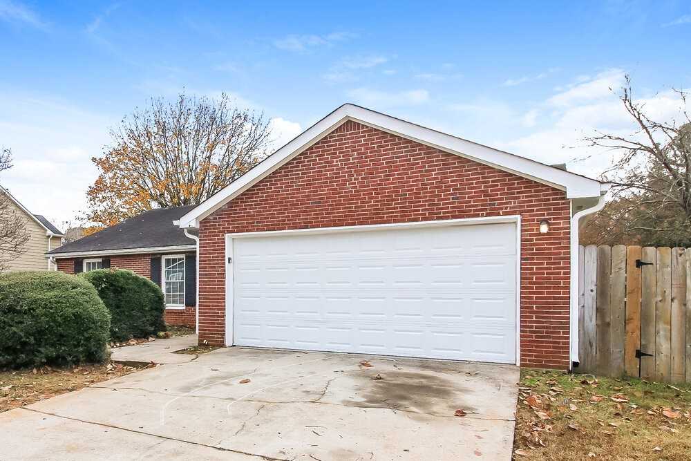 713 Arbor Hill Drive - Photo 3 of 16