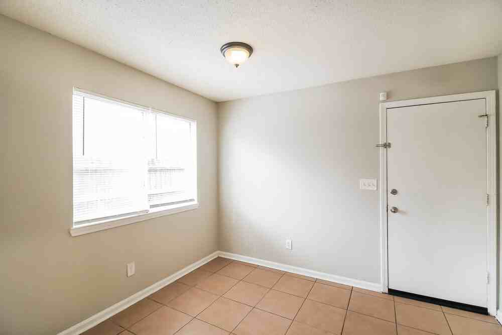 713 Arbor Hill Drive - Photo 7 of 16