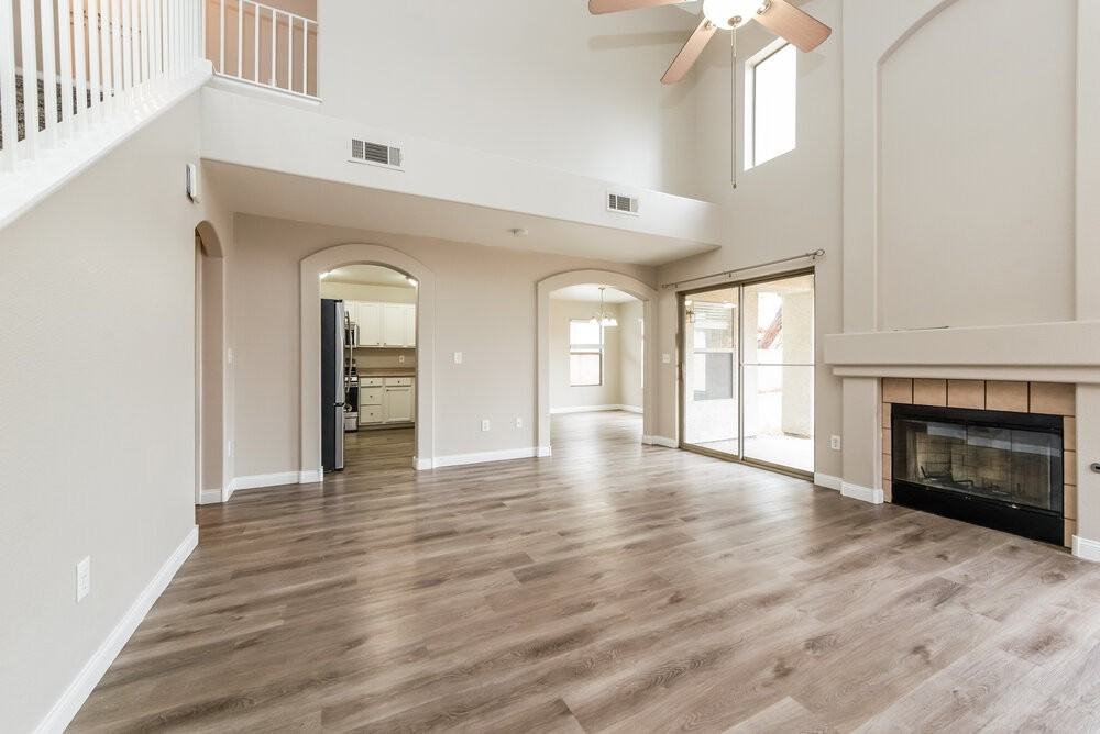 1411 Dillon Ridge Dr - Photo 4 of 17