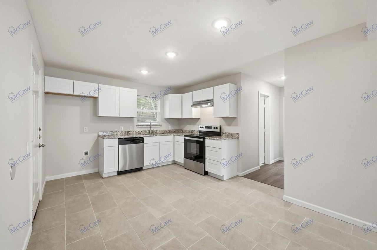 4229 Comanche St - Photo 4 of 18