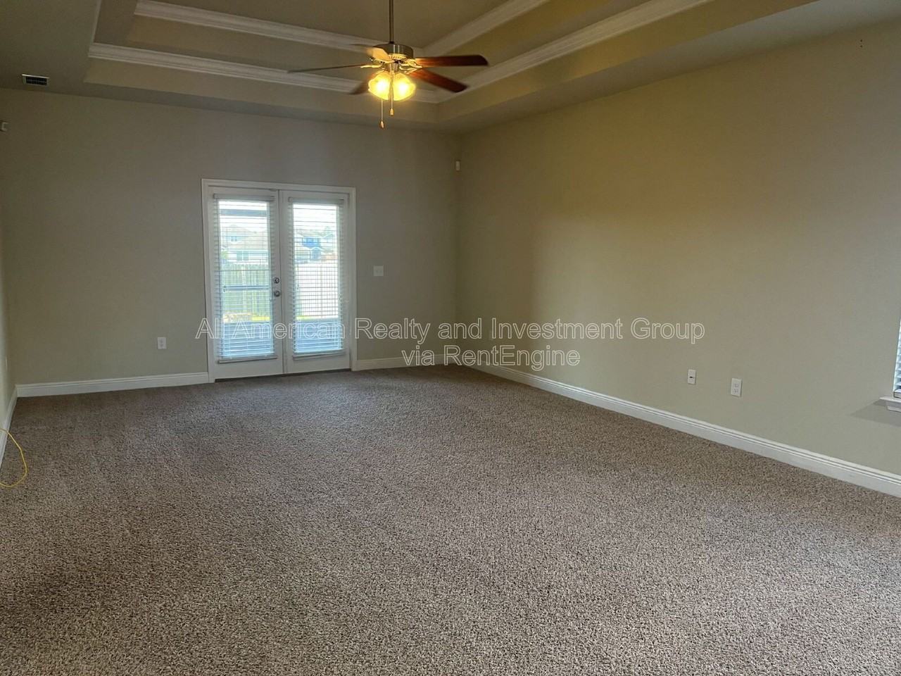 671 Teal St - Photo 6 of 9