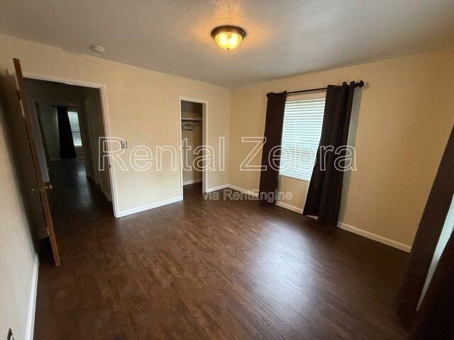 1421 West 21st Street - Photo 5 of 20