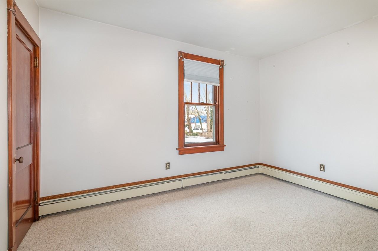 429 S Pitt St #1 - Photo 6 of 19